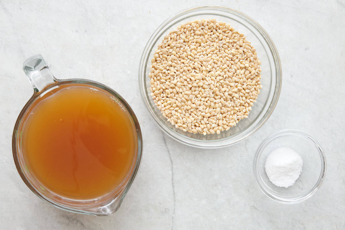 Ingredients for recipe: broth, barley, salt.