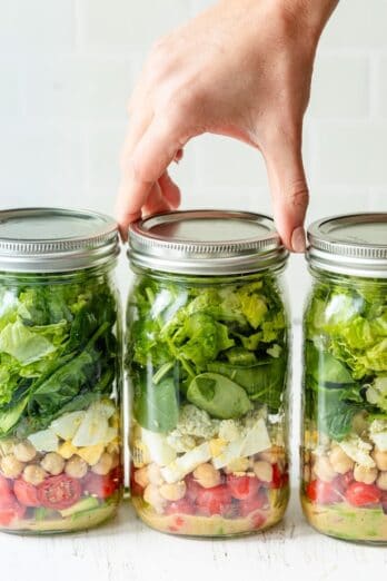 Closing the salad jars